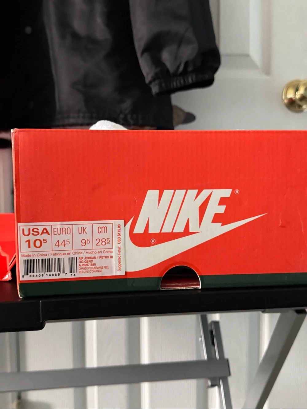 Jordan Gatorade Bundle: AJ1 Orange Peel 10.5 + Jordan Coach Jacket XL